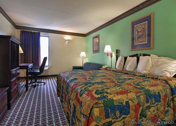 הופוול Econo Lodge Near Fort Gregg-Adams I-295 חדר תמונה